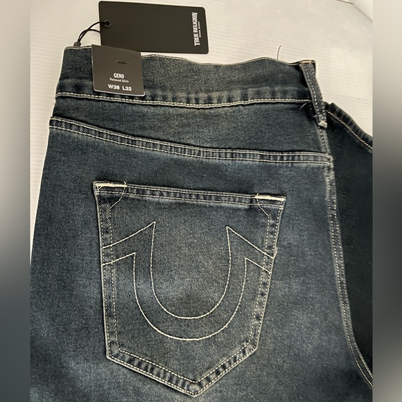 True Religion Geno SN Relaxed Slim Jeans Size 38x32 Dark Smoky Wash - Picture 6 of 13